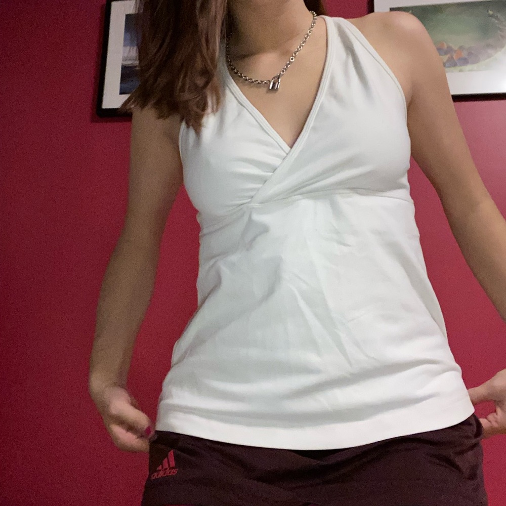 lulemom athletic top with padding